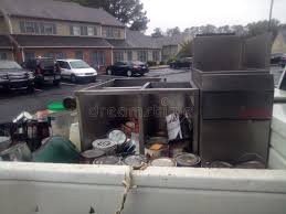 Best Appliance Removal  in Greilickville, MI